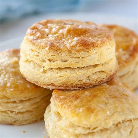 Easy Flaky Buttermilk Biscuits (With Video) – Sugar Geek Show