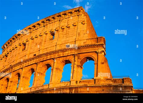 Gladiator ancient rome hi-res stock photography and images - Alamy
