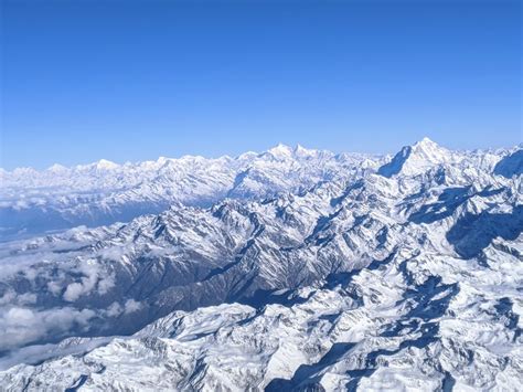 Himalayan peaks of Nepal [OC], 3454x2590 : EarthPorn