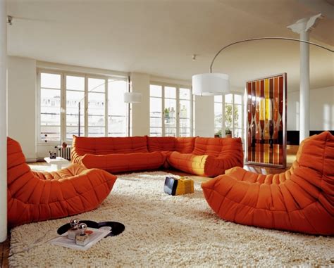 20 Tangerine Living Rooms - Color of The Year - Decoholic