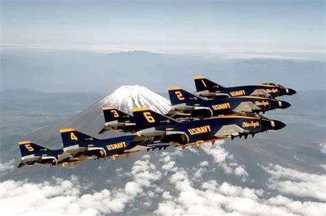 McDonnell Douglas F-4J Phantom II USN Blue Angels over Fuji | Us navy blue angels, Us navy ...