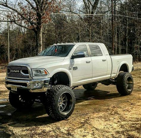 Best Cummins Trucks Of The Week On Instagram- Diesel Tees