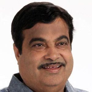 Nitin Gadkari - Age, Family, Bio | Famous Birthdays