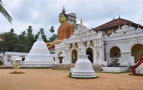 Wewurukannala Vihara Temple - Sri Lanka - Blog about interesting places