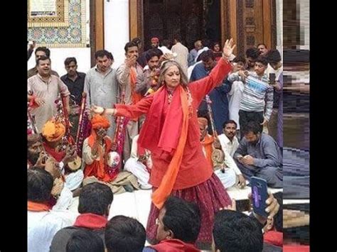 Sheema Kirmani dhamal at shrine of Lal Shahbaz Qalandar - YouTube