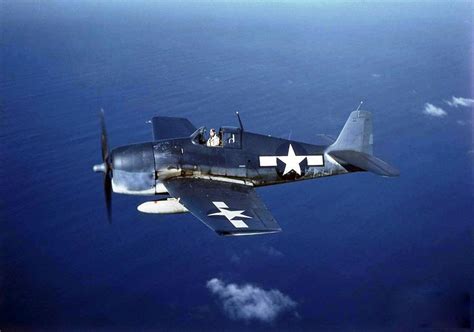 F6F-5 Hellcat fighter in flight, 1943-45. Source United States Navy | Wwii airplane, Hellcat ...