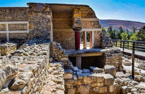 Discover the Most Stunning Archaeological Sites in Crete - The Tiny Book