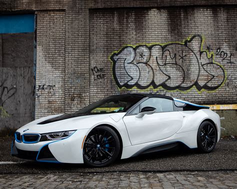 BMW i8 Roadster Hybrid Philadelphia - Imagine Lifestyle Luxury Rentals