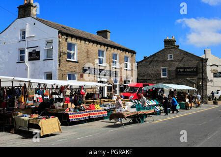 Market Day at Hawes Market Town Wensleydale Yorkshire England Stock Photo: 9219766 - Alamy