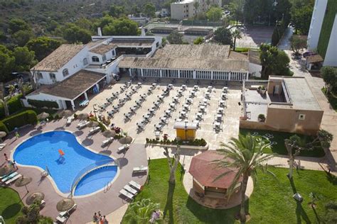 HYB Eurocalas Aparthotel, Calas de Mallorca, Majorca, Spain. Book HYB Eurocalas Aparthotel online