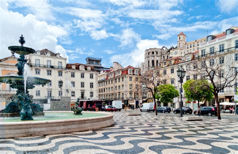 Rossio Square, Lisbon, Portugal jigsaw puzzle in Street View puzzles on TheJigsawPuzzles.com