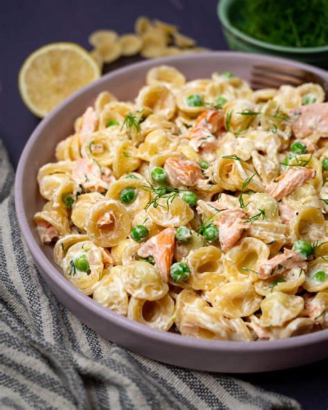 Creamy Hot Smoked Salmon Pasta – Skinny Spatula