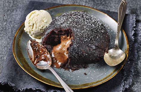 Microwave Chocolate Lava Cake | Easy Desserts | Tesco Real Food