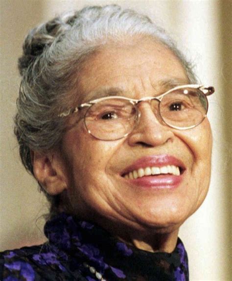 Rosa Parks: la femme qui s'est tenue debout en restant assise — Queen MAFA