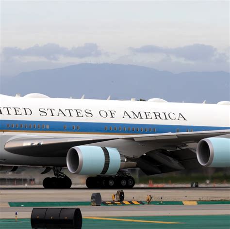 Airforce One Landing At LAX Today : r/Planespotting