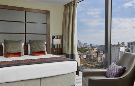 Leonardo Royal London Tower Bridge $131 ($̶2̶5̶2̶). London Hotel Deals ...