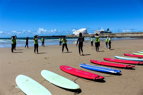 Porto Accommodation | Surf Lessons with Surfing Life Club