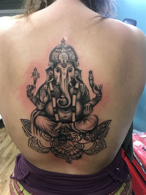 Pin by Deseree Lizbeth on Tattoos | Tattoos, Ganesha tattoo, Henna