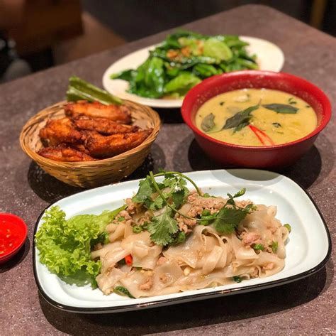 12 Affordable Thai Food Places With Mains Below $15 For Your Next Clique Outing - EatBook.sg ...