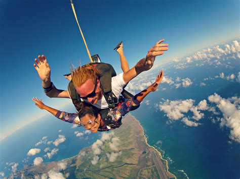 SKYDIVING IN HAWAII – WANDERLUSTYLE – Hawaii Travel & Lifestyle Blog