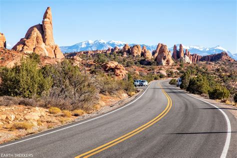 Scenic Drive Arches National Park | Earth Trekkers