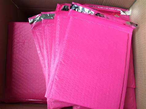 Hot Pink Color Plastic PE Poly Bubble Mailer Padded Mailing Bags/ Pink Color Shockproof Bubble ...