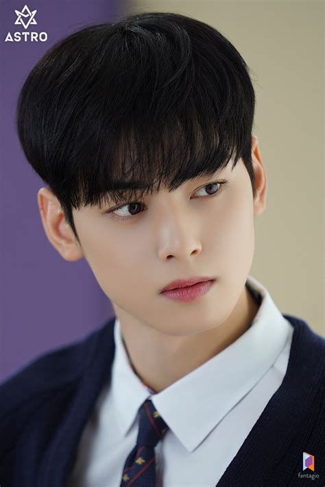 Photos Of ASTRO's Cha EunWoo as Lee SuHo From Drama "True Beauty ...