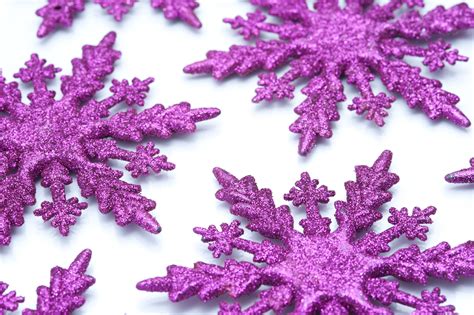 Photo of Pink snowflake ornaments | Free christmas images