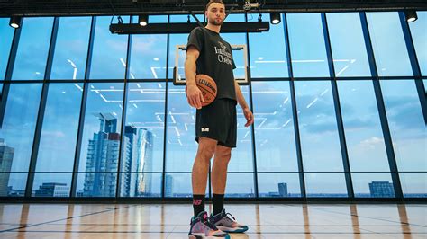 Bulls All-Star Zach LaVine signs with New Balance — Andscape