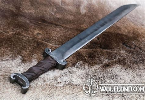 VIKING SWORD Petersen Type G - long seax Drakkaria Viking swords Swords, Weapons - Swords, Axes ...