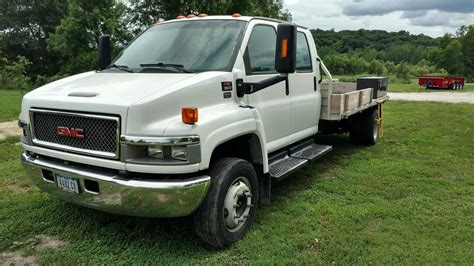 2004 Gmc Topkick C5500 For Sale 12 Used Trucks From $8,500