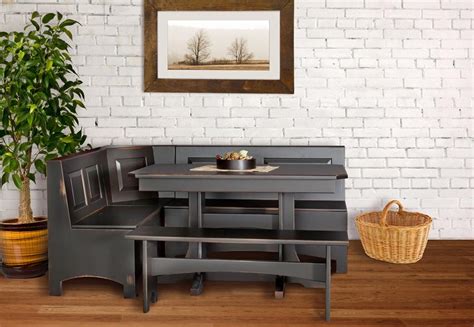 Corner Bench Kitchen Table Set: A Kitchen and Dining Nook – HomesFeed
