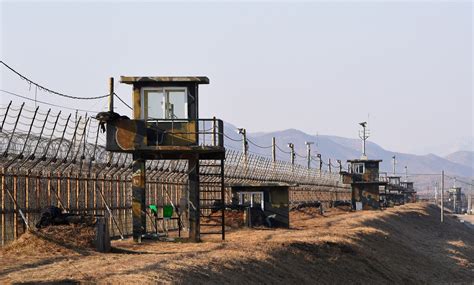 North Korean ‘pole vaults to freedom’ across border | The Independent