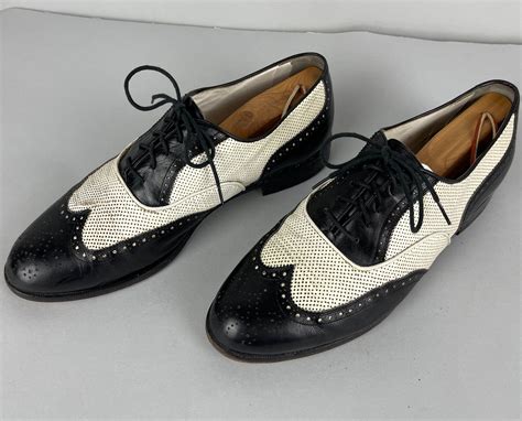 1950s Florsheim Spectator Shoes | Vintage 50s Black Leather Wingtip ...