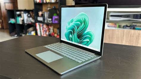 Microsoft Surface Laptop 5 review: The ultimate big-screen Windows ...