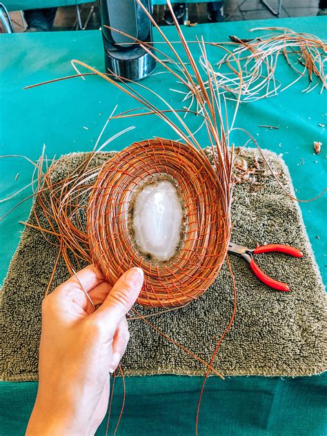 Learning How to Weave Pine Needle Baskets with the North House Folk School — GalavantGal