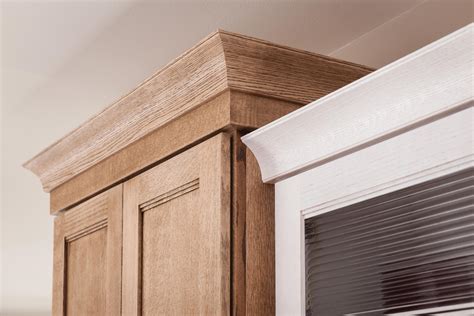 Decorative Wide Cove Large Crown Molding | Schuler Cabinetry at Lowes