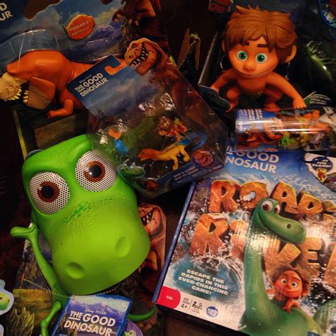 Disney Pixar's Good Dinosaur Toys Roar into Stores #GoodDinosaur ...