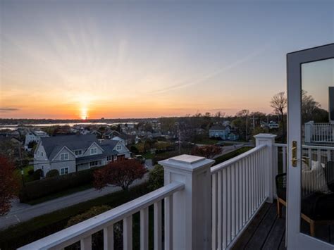 Luxury apartments for sale in Middletown, Rhode Island | JamesEdition