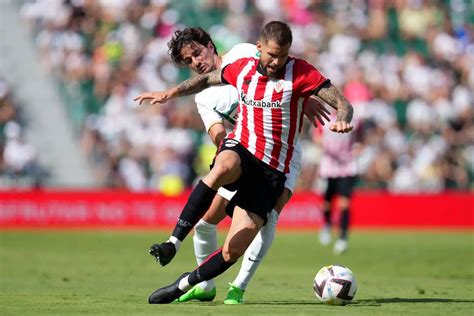 Question mark remains over the future of Iñigo Martínez at Athletic Club - Get Spanish Football News