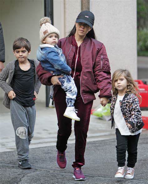 Kourtney Kardashian Kids Now : Kardashian Kids Names Ages News Family ...