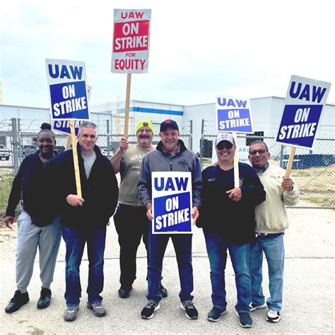 UAW Hits Ford Supplier with Strike - The Detroit Bureau