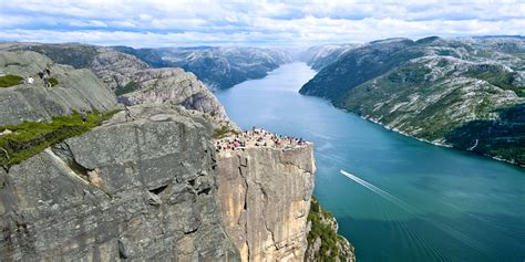 Preikestolen Unfälle - Norwegen Urlauber Chaos Am Beruhmten ...