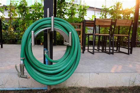 Garden Hose Maintenance: How To Care For A Garden Hose