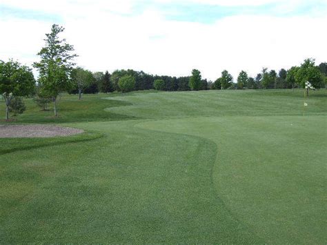 The 18-hole Crown Golf Club takes its place in the crowded Traverse City field | Michigan Golf