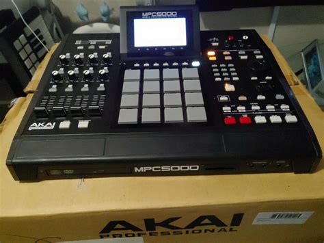 Akai MPC 5000 with DVD-ROM Drive – MPCHunter