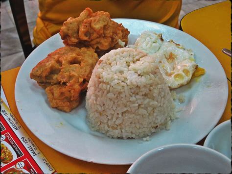 Chicksilog babaeng may itlog. | Silog meals, Food obsession, Food