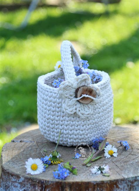 Rustic Flower Basket Girl Crochet Cotton Basket Natural | Etsy | Alternative gifts, Wedding gift ...