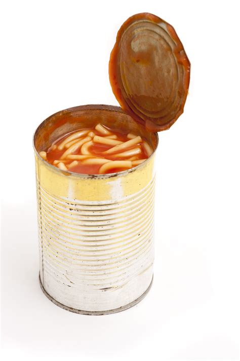 Opened tin of spaghetti - Free Stock Image