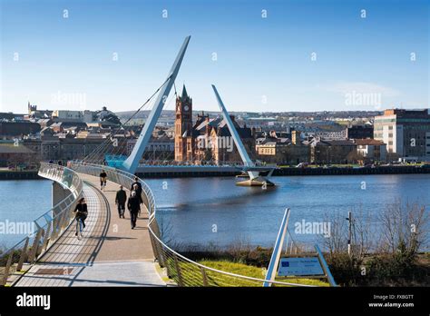 Peace Bridge Derry City Northern Ireland Foyle Stock Photo - Alamy